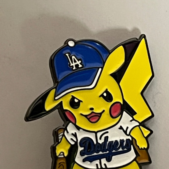 Pokemon Pikachu Dodgers Mashup Pin Brooch Pins Streetwear Hats Hat Bag New - Picture 2 of 8